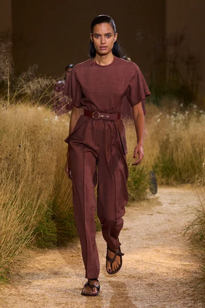 Look 14
